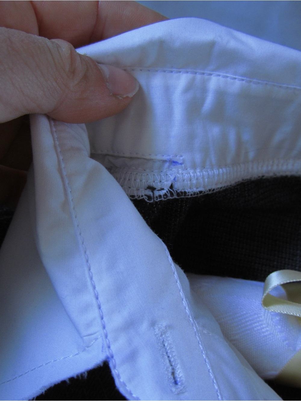 Zara Black Pinstripe V-Neck Sweater with Attached White Collar - Picture 4 of 7